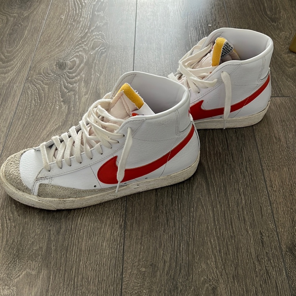 Blazer Mid '77 Vintage 'White Mantra Orange' – Size US 7.5 M (US 9 W)